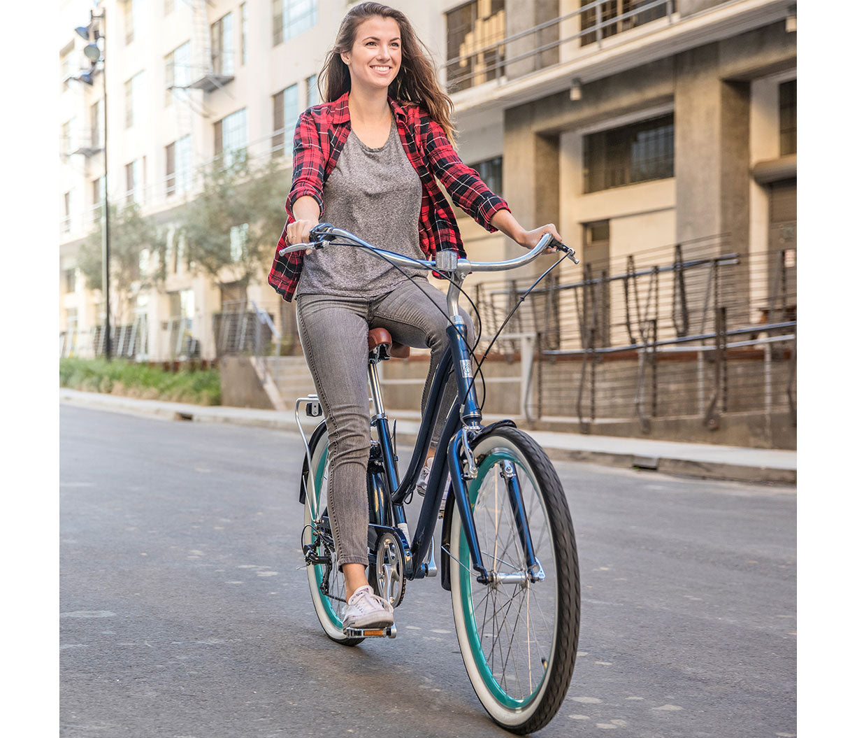 sixthreezero EVRYjourney Women's 26" 7 Speed Step-Through Touring Hybrid Bicycle