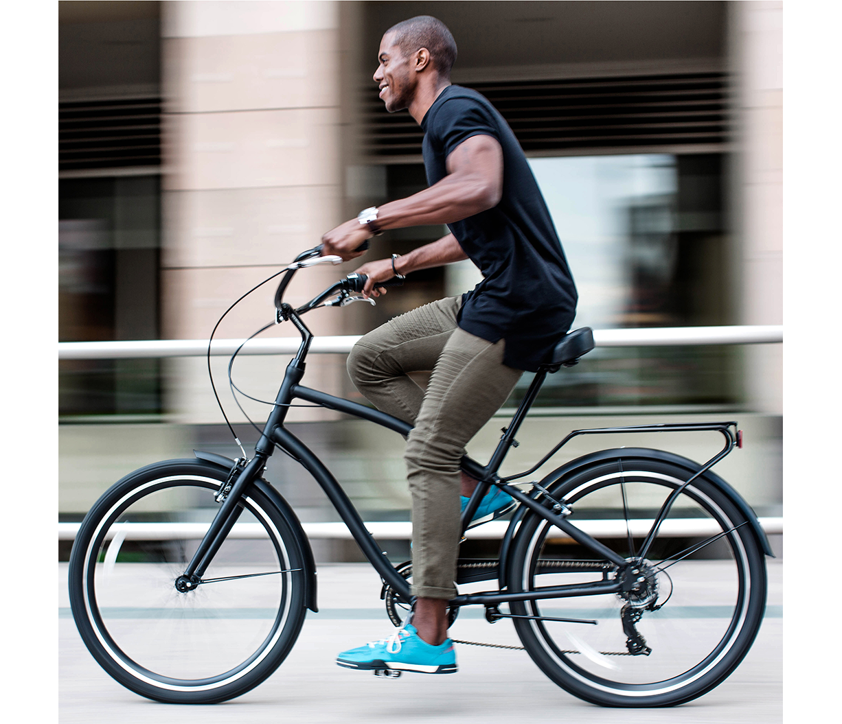 sixthreezero EVRYjourney Men's 7 Speed Touring Hybrid Bike